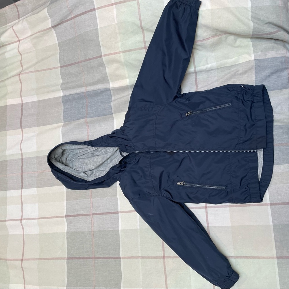 Gap size 3T navy rain jacket